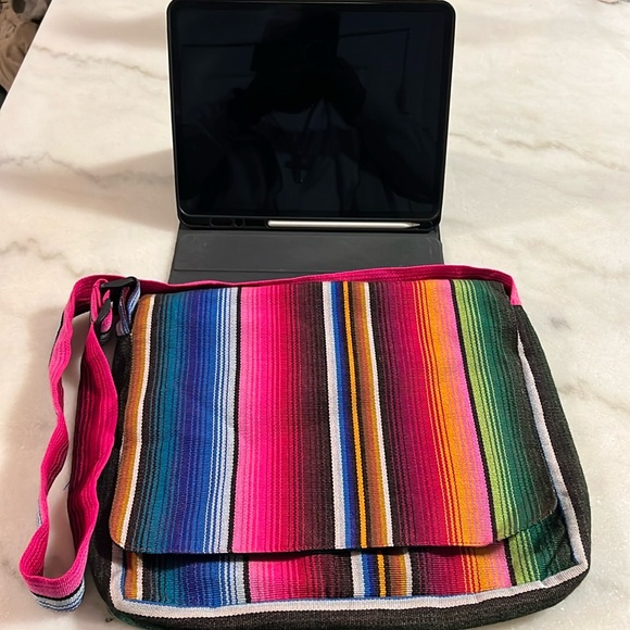 Laptop bag